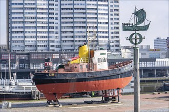 Old harbour, harbour basin, harbour district, museum ships, harbour tugboat Stier, part of the