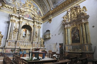 Altar and interior of the church of Santa Maria dopra Minerva, Minerva Temple, Assisi, Umbria,