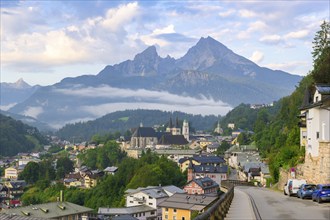 View of the village with parish churches, St Andreas and the collegiate church of St Peter and St