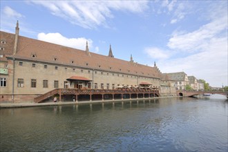 Ancienne douane, old customs house, historical building with reflection, idyll, bridge, Pont du