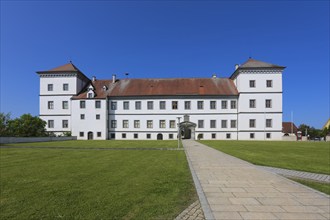 Meßkirch Castle, Castle of the Counts of Zimmern, Zimmern Castle, regular four-wing castle complex,