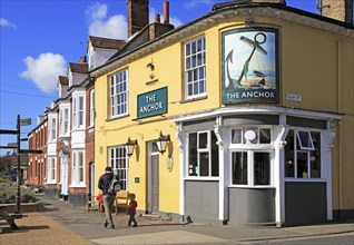 The Anchor pub on Quay Side, Woodbridge, Suffolk, England, UK