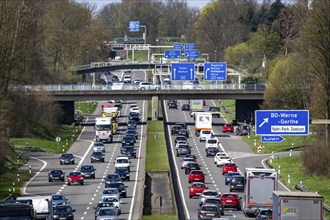 Motorway A40, Ruhrschnellweg, near Bochum, dense traffic, in front of the motorway junction Bochum,