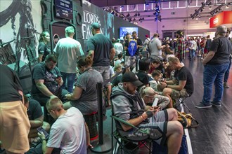 Gamescom, the world's largest trade fair for video and computer games, queue in front of the stands