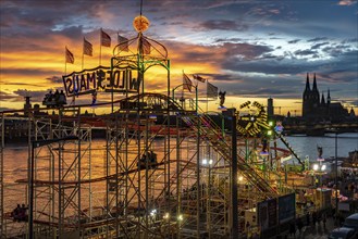 Happy Colonia funfair, Corona-compliant funfair at the Deutzer Werft, on the Rhine, Cologne