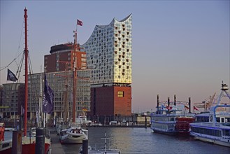 Europe, Germany, Hamburg, Elbe, harbour, Elbe Philharmonic Hall, view to Elbe Philharmonic Hall,