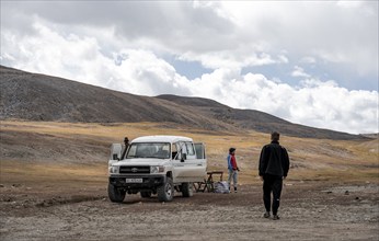 Camping with an off-road vehicle, Kara-Say, Tian Shan, Kyrgyzstan, Asia