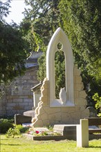 A new monument can be seen at Caspar David Friedrich's grave in Dresden's Trinitatisfriedhof