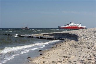 Ferry, ferry boat, tourism, traffic, travel, arrival, Sylt, Romö, Germany, Europe