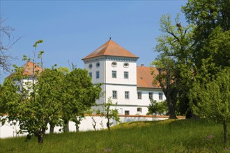 Meßkirch Castle, Castle of the Counts of Zimmern, Zimmern Castle, regular four-wing castle complex,