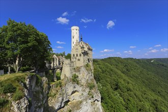 Lichtenstein Castle, fairytale castle of Württemberg, historicist building, landmark of the Swabian