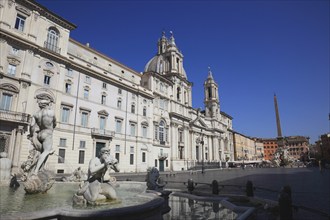 Fontana del Moro, Moor Fountain, Church of Sant'Agnese in Agone, Piazza Navona, Parione