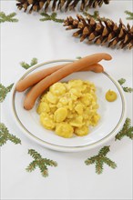 Swabian cuisine, potato salad with string sausages, Wienerle, Wiener sausages, thin boiled sausage,