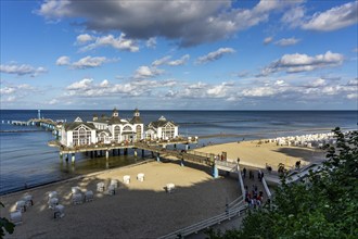 The Sellin pier, 394 metres long, with restaurant, jetty, beach chairs, island of Rügen,