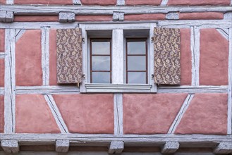 Window in a pink half-timbered house, Eguisheim, Plus beaux villages de France, Haut-Rhin, Alsace,