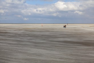 Beach of Sankt Peter Ording at low tide and stormy weather, Sankt Peter-Ording, Eiderstedt,