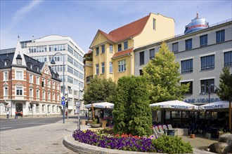 Jena is a university town and independent city in Thuringia in the metropolitan region of Central