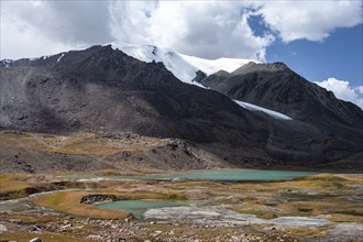 Glaciated and snow-covered peaks, Ak Shyrak Mountains, near Kumtor, Kara-Say, Tian Shan,