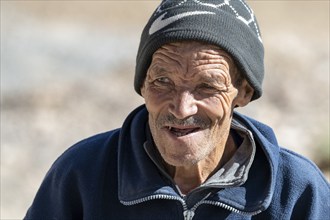 Portrait, old man with typical Moroccan clothing, Morocco, Africa