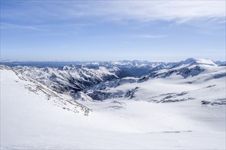 Mountain panorama, snow-covered mountain landscape with glacier in winter, view into Val Venezia,