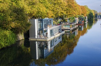 Houseboat, houseboat, flat, boat, ship, canal, autumn, Hamburg