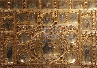 Golden altarpiece (Pala d'Oro) in the Basilica di San Marco, Venice, Veneto, Italy, Europe