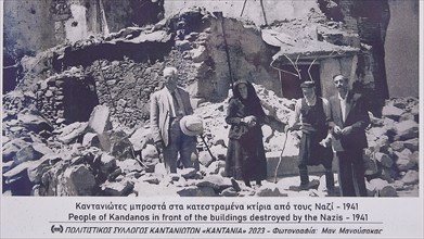 Old photograph of people in front of the buildings destroyed in the war, visit of Federal President