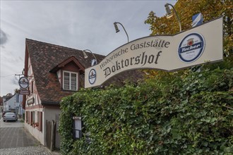 Historic pub Doktorshof, built around 1652, Mögeldorfer Hauptstraße 47, Nuremberg-Mögeldorf, Middle