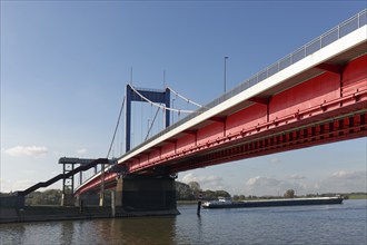 Friedrich-Ebert-Brücke, bridle belt bridge from 1954, Rhine bridge, Duisburg, North