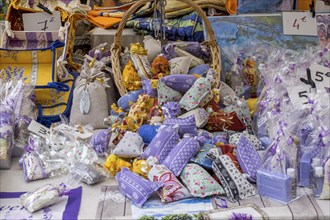 Market stall with lavender products, Aix-en-Provence, Département Bouches-du-Rhône, Region