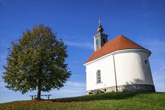 Autumn atmosphere with foliage colouring, Theresienkapelle, Mass Chapel Maria vom Guten Rat,