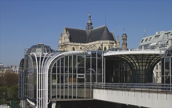 France, Paris, Les Halles place (modern shoping mall built on the place of middle-age marketplace,