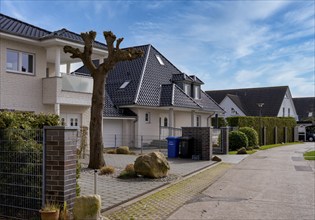 Modern detached houses in the town centre of Binz, Rügen, Mecklenburg-Vorpommern, Germany, Europe