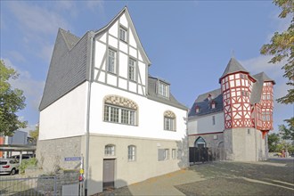 Domküsterhaus built in 1903 and half-timbered house Alte Vikarie Haus Staffel built in 1515,