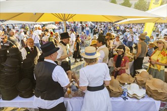 Dresden celebrated the 250th birthday of Caspar David Friedrich with a birthday party and a big