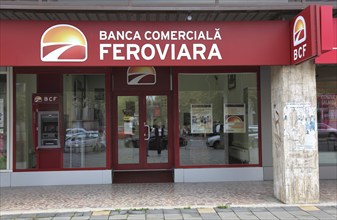 City of Targu Mures, Neumarkt am Mieresch, entrance area of a Romanian bank, Banca Camercialo