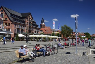 Europe, Germany, Mecklenburg-Western Pomerania, Waren an der Müritz, Flanierufer an der