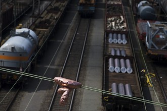 Balloon on a line in front of goods trains, train formation centre in the Vorhalle district, Hagen,