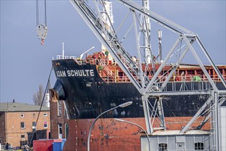 Shipyard MWB Power GmbH, dry dock, freighter Adam Schulte, shipyard in the overseas harbour of