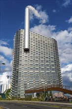 CopenHill, waste incineration plant and artificial ski slope, façade, 90 metres high and 400 metre