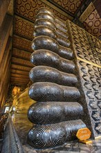 The reclining Buddha in Wat Pho temple, reclining, rest, resting, Buddhism, religion, world