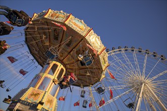 Ferris wheel, Europa Rad, chain carousel, Cannstatter Wellenflug, rides, movement, movement effect,