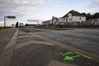 Empty A 40 motorway, full closure due to construction work until November 2024, Bochum, North