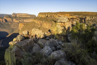 Sunset at the Blyde River Canyon, view of the canyon and Mesa Mountains in the evening light, Upper