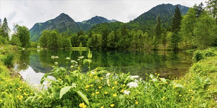 Christlessee, a mountain lake in the Trettachtal valley, near Oberstdorf, Oberallgäu, Allgäu,