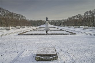 Soviet Memorial, Winter, Treptower Park, Treptow, Treptow-Köpenick, Berlin, Germany, Europe