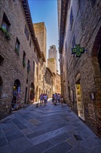 Alley in San Gimignano, Tuscany, Italy, Europe