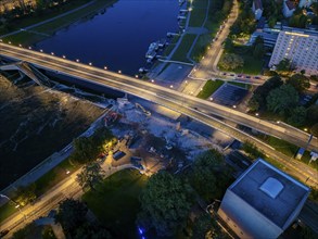 The collapsed part of Dresden's Carola Bridge is being demolished, Carola Bridge in Dresden,