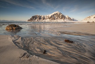 Winter evening mood at Skagsanden, beach near Flakstad, Flakstadøy, Lofoten, Nordland, Norway,