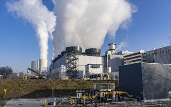 The STEAG combined heat and power plant in Herne-Baukau, hard coal-fired power plant, in front the